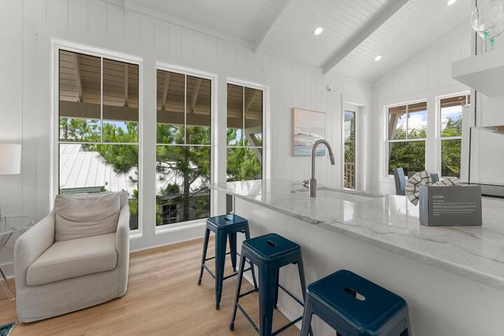 Prominence on 30A by Panhandle Getaways