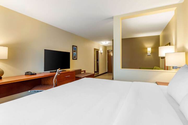 Room 13 of 49
