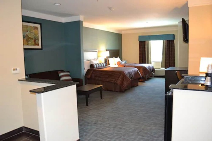 Room 14 of 46