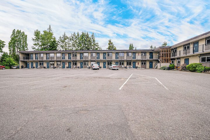 The Bluebird Motel