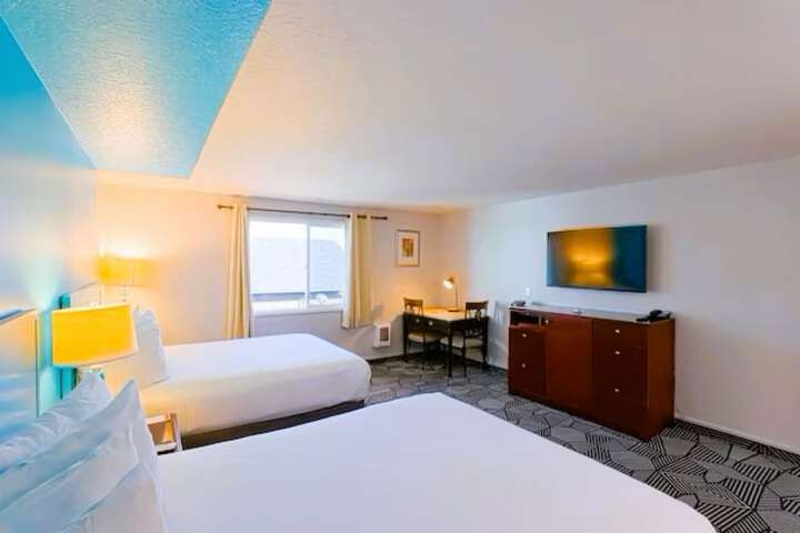Coast River Inn by OYO Seaside