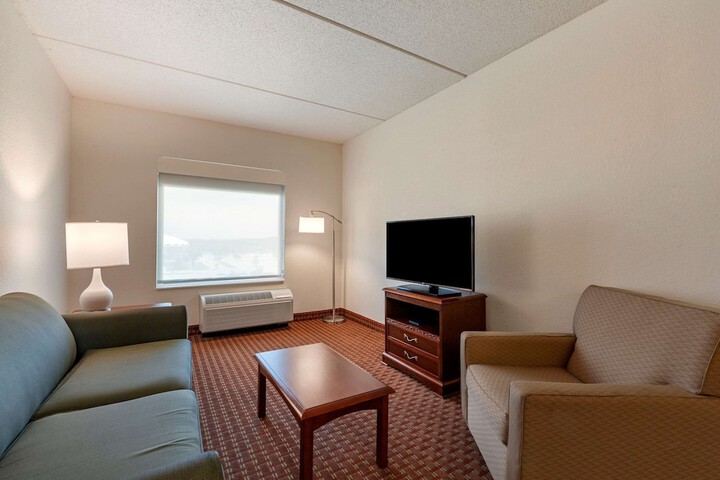 Room 19 of 65