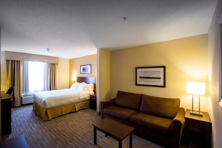 Room 10 of 68