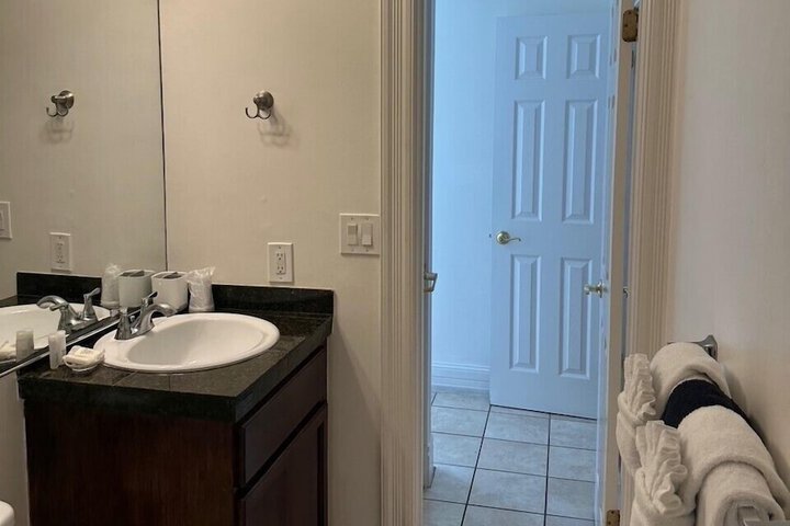 Room 146 of 259