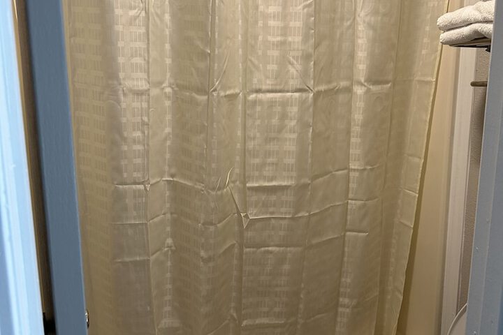 Room 11 of 22