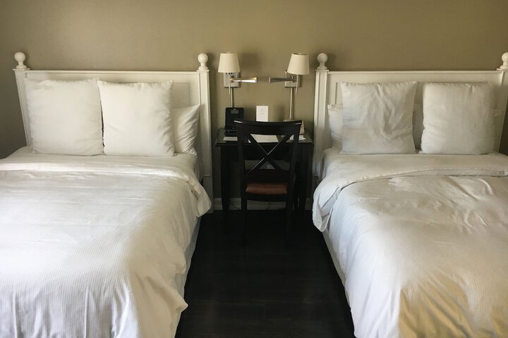Room 28 of 37