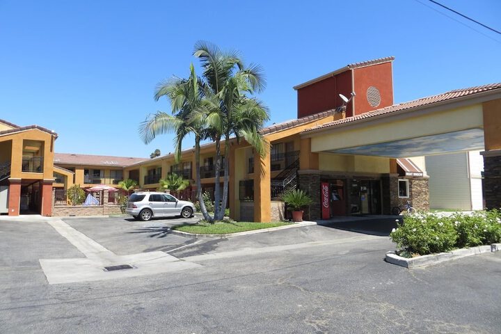 Hotel 6 of 48