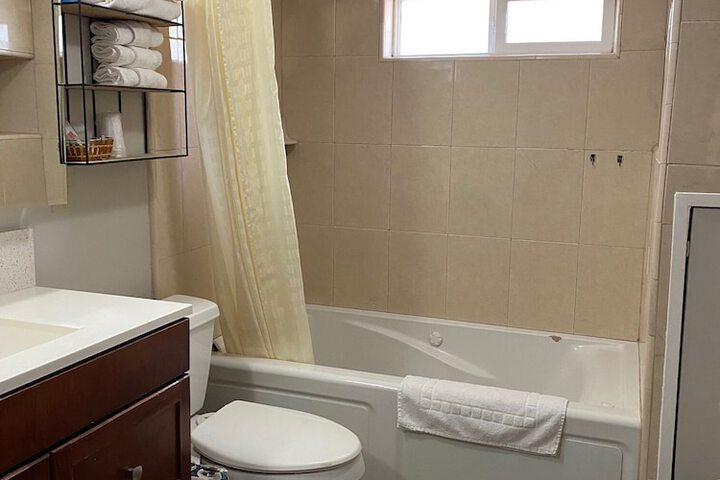 Room 42 of 76