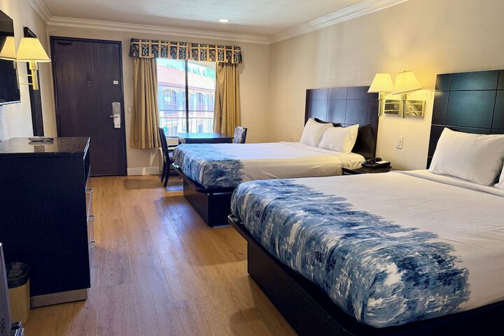 Castaic Inn Near Six Flags Magic Mountain