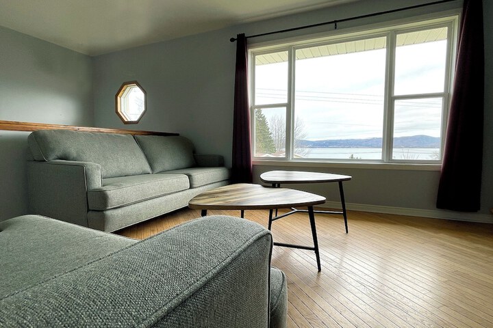 Room 42 of 111