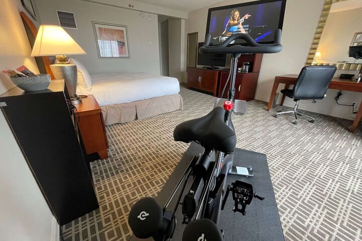 Room 27 of 62