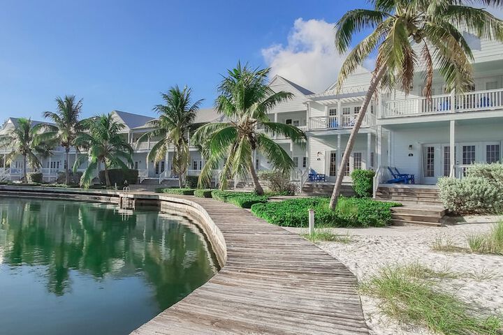 Tranquility Bay Beachfront Hotel and Resort