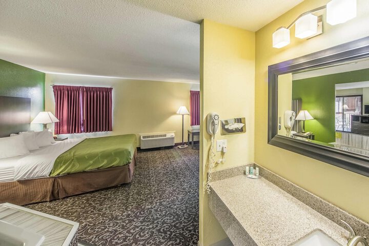Quality Inn Decatur near US-224