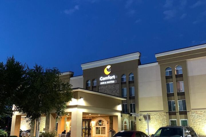 Comfort Inn & Suites East Hartford - Hartford