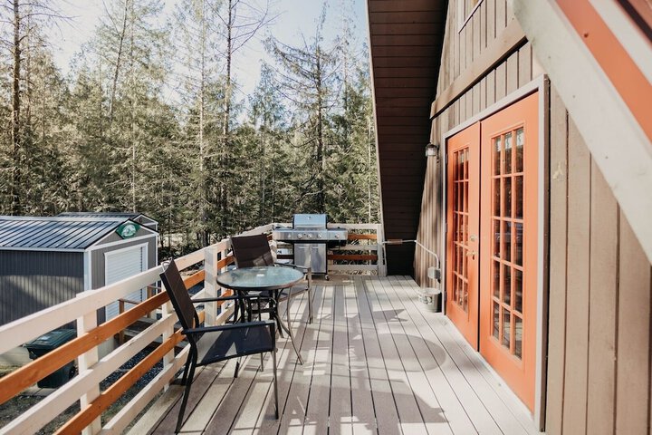 05mbh - Economical - Wifi - Pets Ok - F / p - D/w - Sleeps 2 1 Bedroom Apts by RedAwning