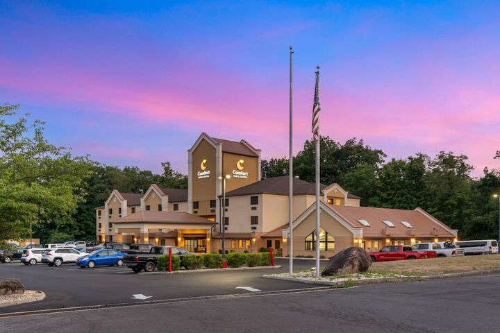 Comfort Inn & Suites LaVale - Cumberland