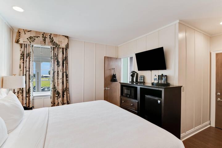 The Port Inn - Port St. Joe an Ascend Collection Hotel