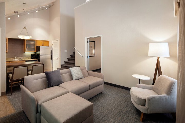 Room 21 of 31