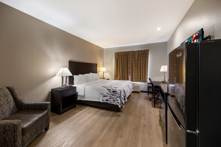 Room 18 of 35