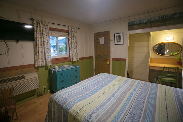 Outside Inn