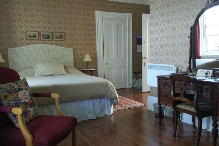Room 16 of 55