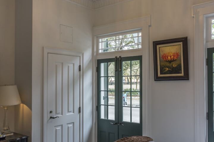 Room 40 of 89