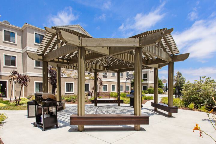 Staybridge Suites Lake Forest by IHG
