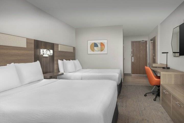 Holiday Inn Express & Suites Superior by IHG
