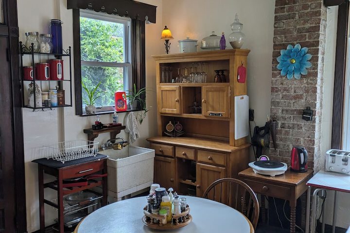 The Old Parsonage B & B