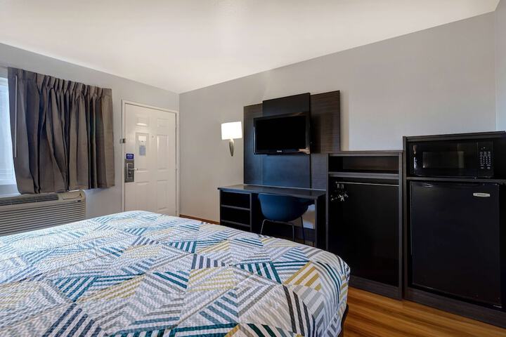 Room 19 of 30