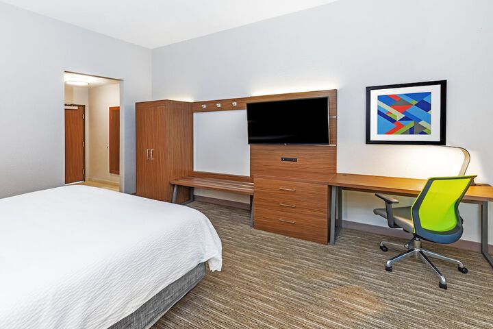 Room 22 of 47