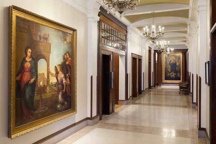 Ballroom/Hall 80 of 82