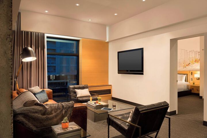 Room 11 of 44