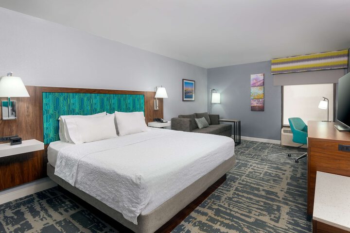 Room 16 of 29