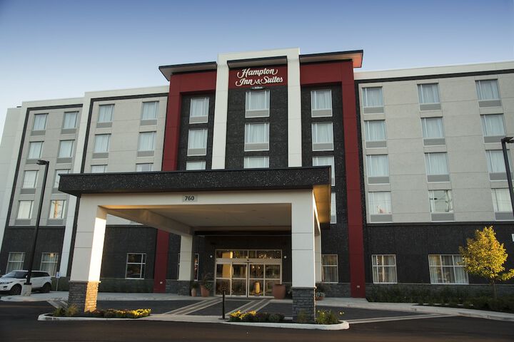 Hampton Inn & Suites by Hilton Thunder Bay