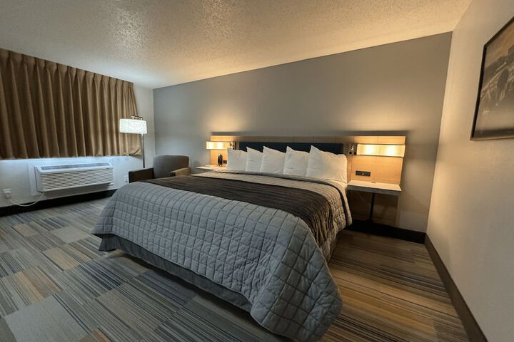 Room 19 of 34