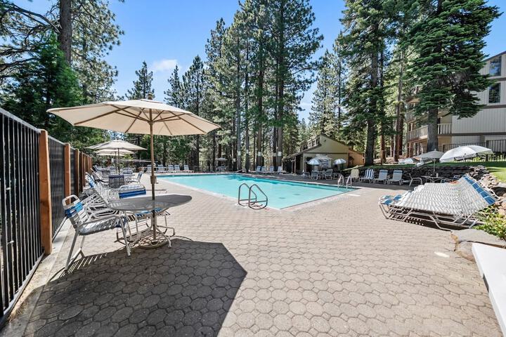 Enjoy Forest Views Retreat at Kingswood Village!