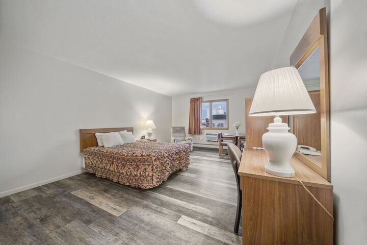 Room 44 of 50