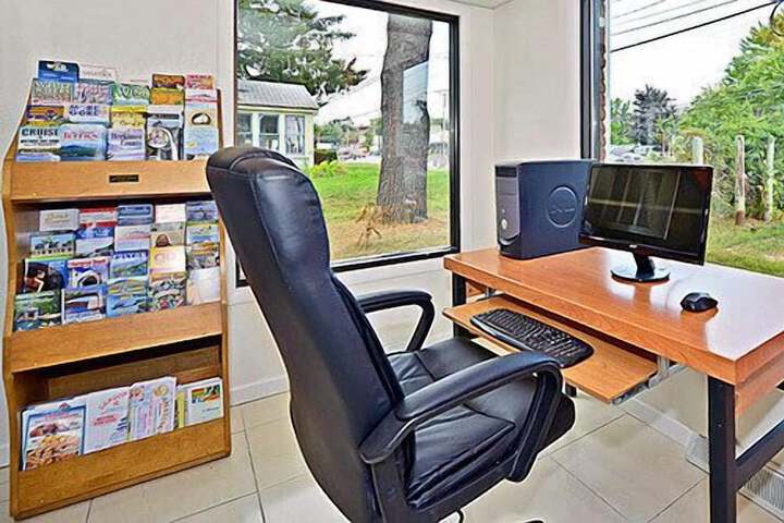 Business Center 49 of 49