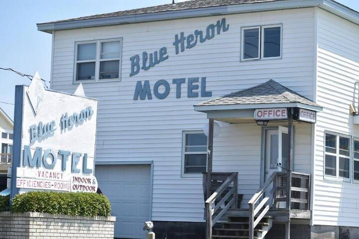 Hotel 3 of 43