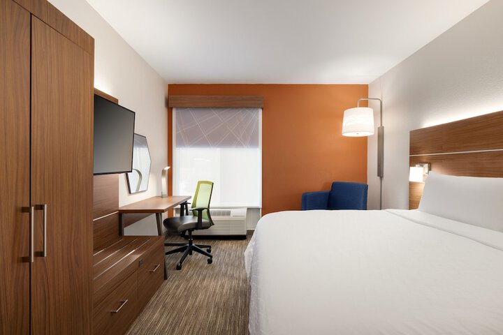 Holiday Inn Express Hotel & Suites Auburn - University Area by IHG