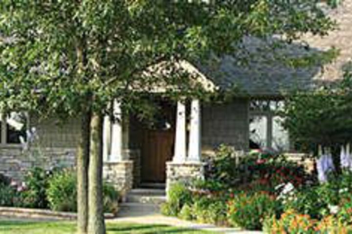 Mission Oak Inn