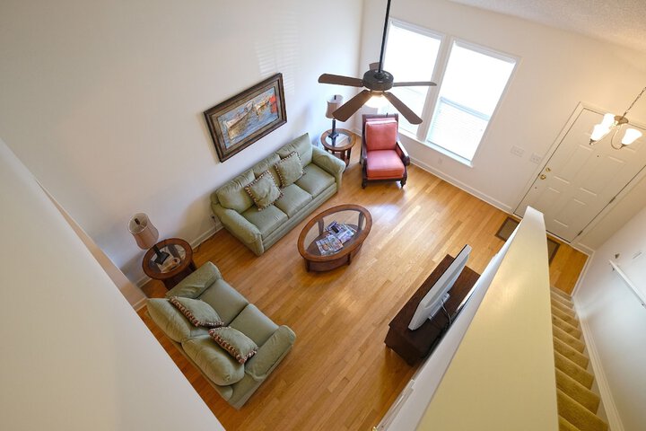 Room 53 of 115