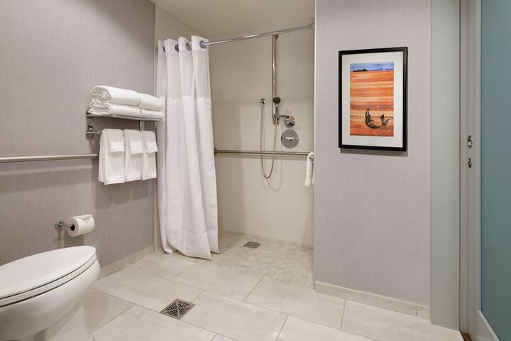 Room 32 of 78