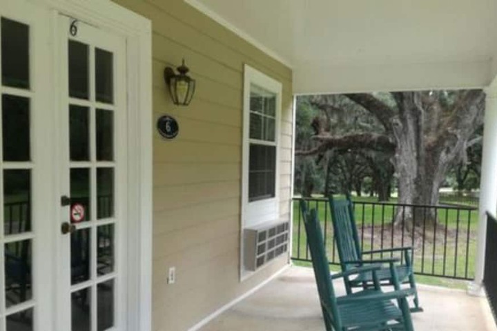 Greenwood Plantation B & B