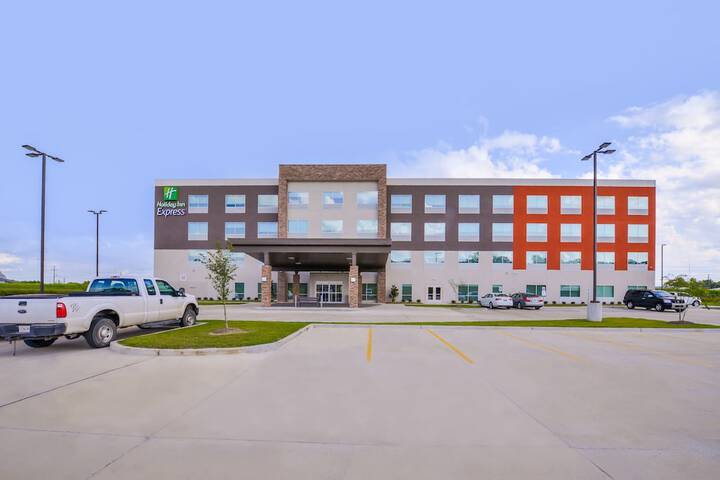 Hotel 6 of 57