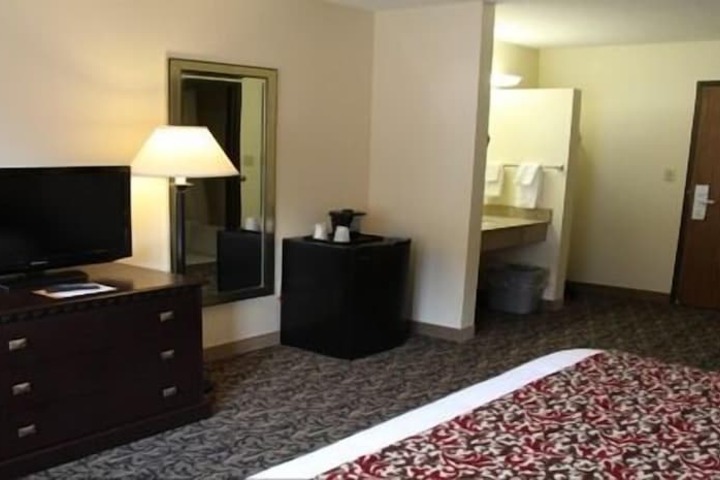 Room 14 of 23