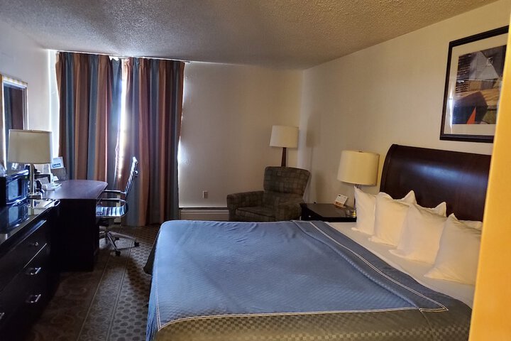Room 15 of 24