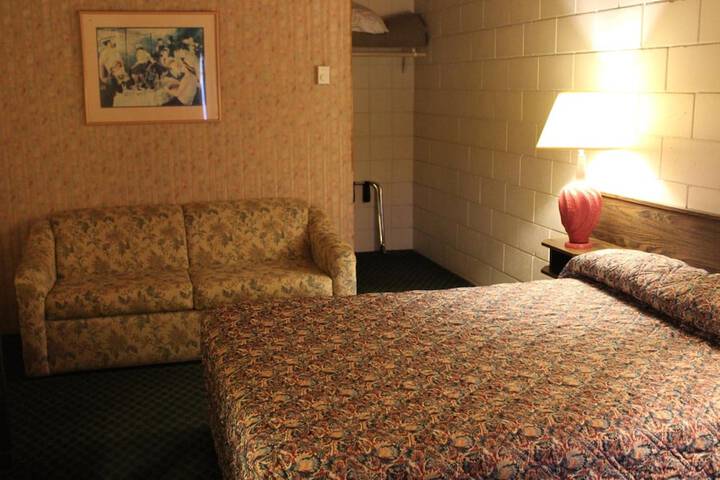 Room 30 of 70