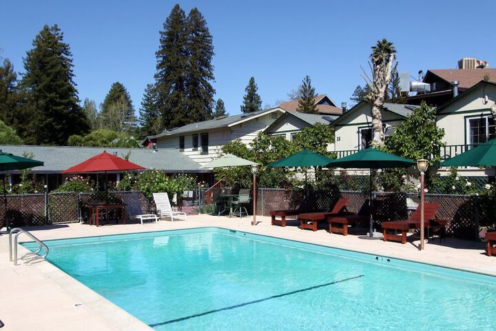 Pool 9 of 54